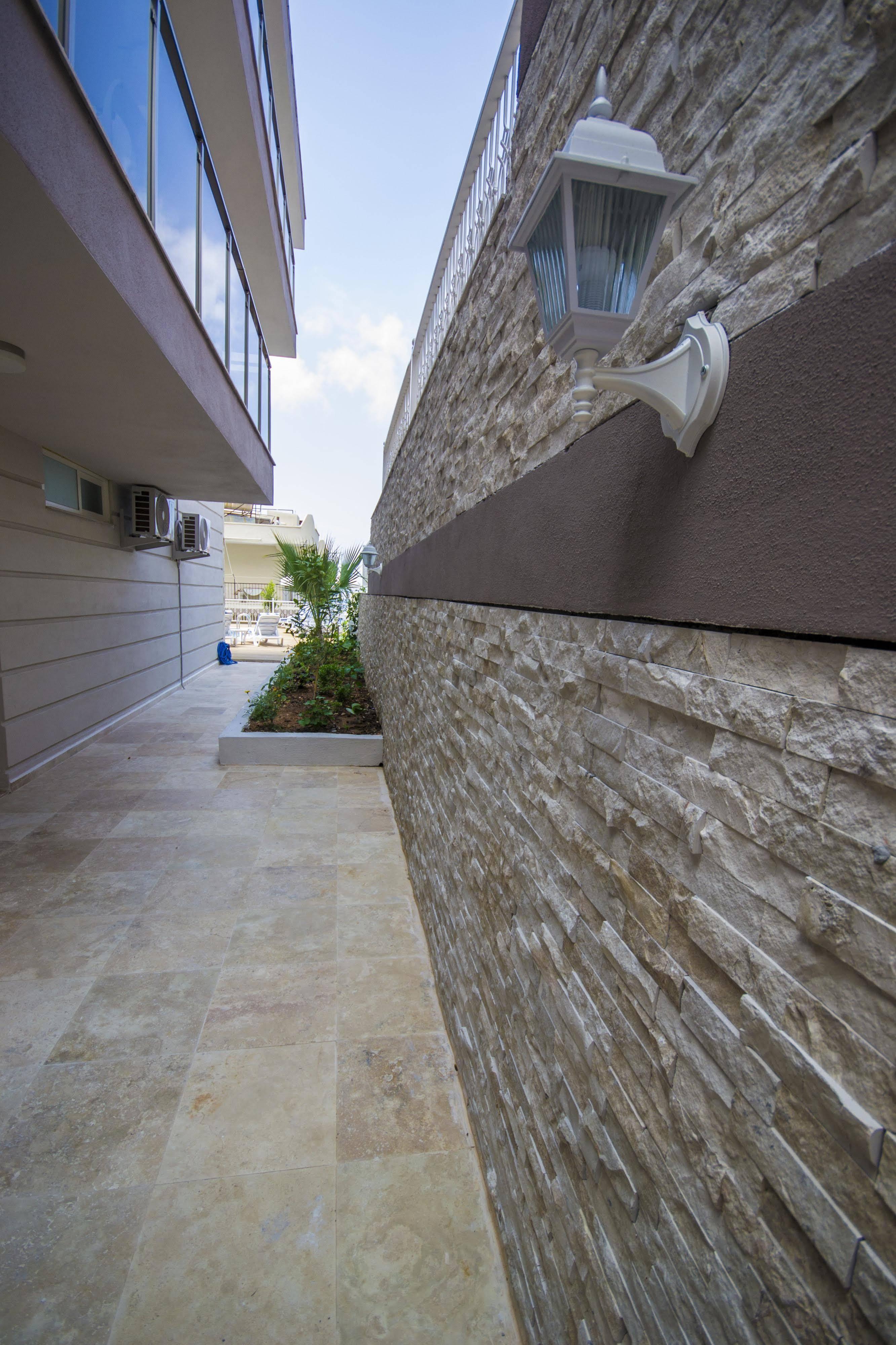 Kelebek Studio Apartments Kalkan Exterior photo